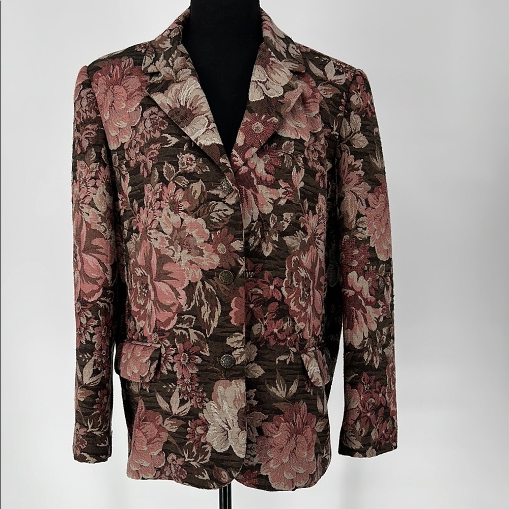Vintage Floral Blazer By Alfred Dunner tapestry look in brown cream, pink
